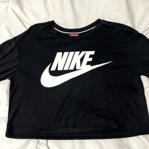 Long sleeve NIKE crop top.